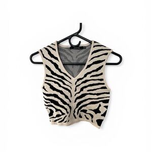 Zebra Print V-Neck Knit Crop Tank - Black & Cream set